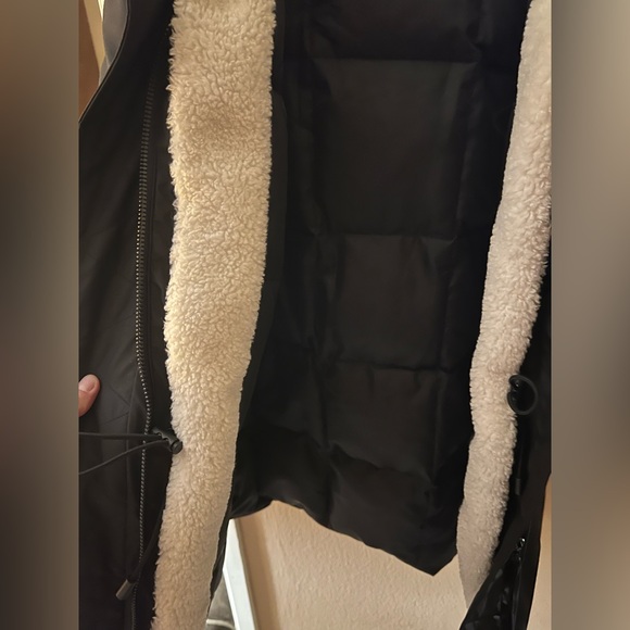 S13 Faux Fur Trim Hooded Puffer Coat - Picture 6 of 12